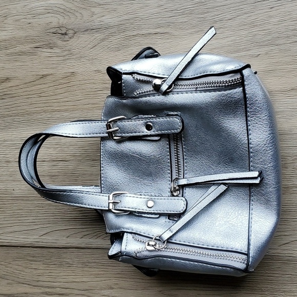 Metallic Silver Mini Purse - Picture 1 of 5